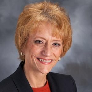 Meet your Posher, Dee